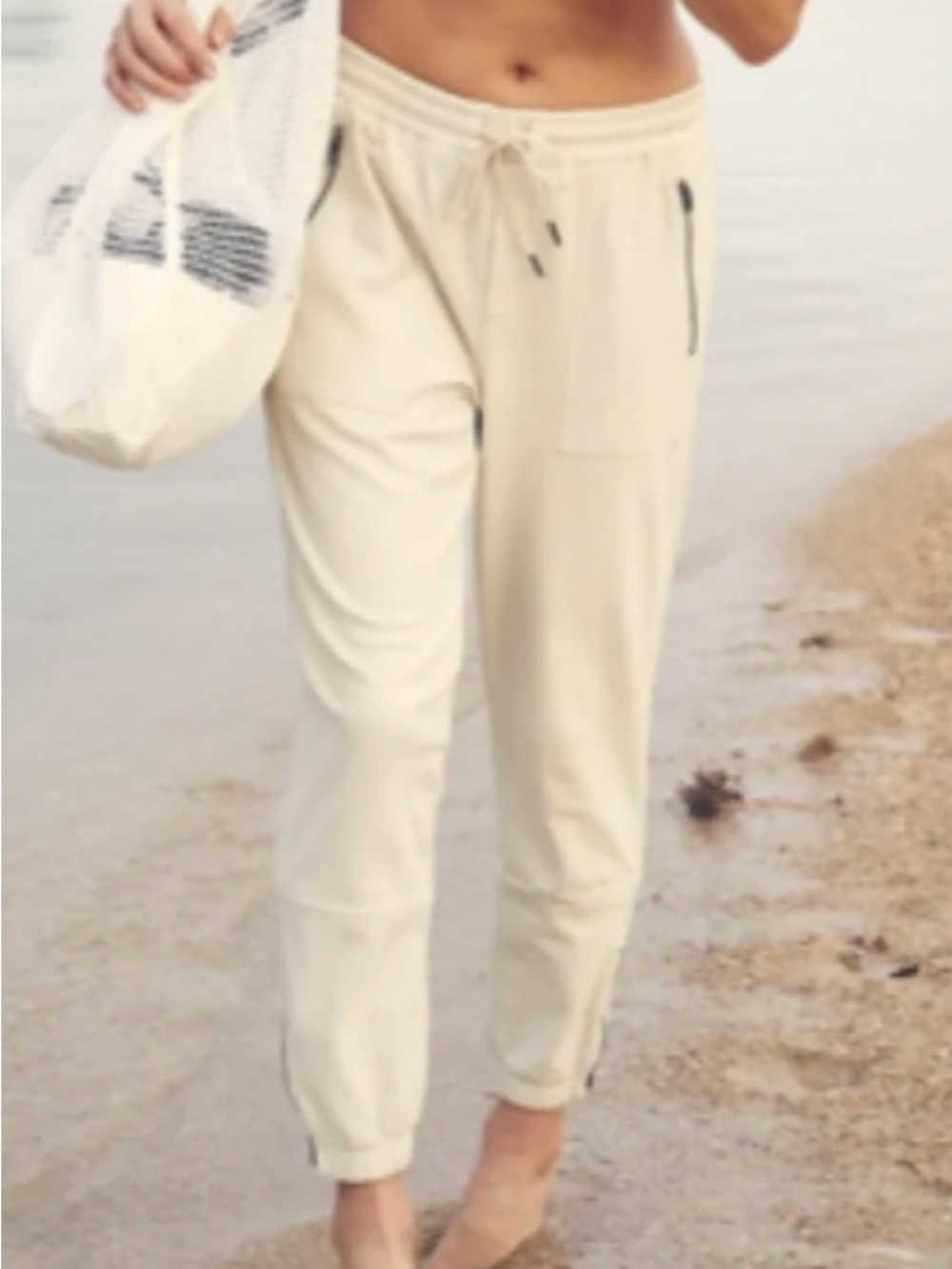 Athleta Cream Drawstring Jogger Pants
